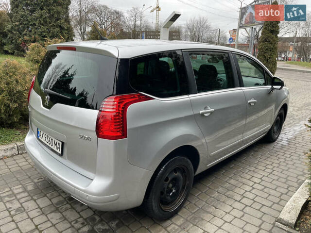 Серый Пежо 5008, объемом двигателя 2 л и пробегом 218 тыс. км за 8600 $, фото 40 на Automoto.ua