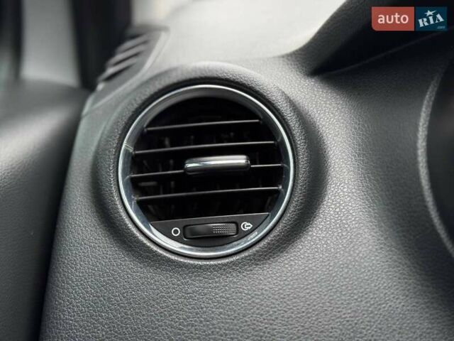 Серый Пежо 5008, объемом двигателя 1.6 л и пробегом 232 тыс. км за 6600 $, фото 30 на Automoto.ua