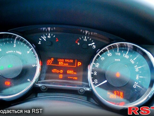 Сірий Пежо 5008, об'ємом двигуна 2 л та пробігом 265 тис. км за 13000 $, фото 8 на Automoto.ua