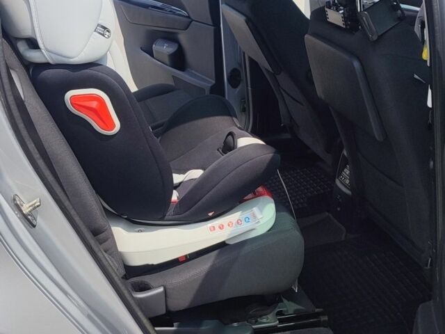 Сірий Пежо 5008, об'ємом двигуна 1.6 л та пробігом 320 тис. км за 8100 $, фото 11 на Automoto.ua