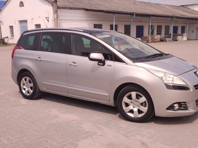 Сірий Пежо 5008, об'ємом двигуна 1.6 л та пробігом 320 тис. км за 8100 $, фото 20 на Automoto.ua