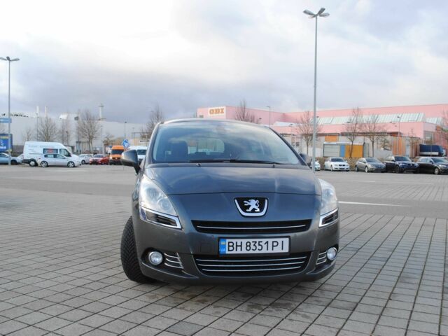 Сірий Пежо 5008, об'ємом двигуна 2 л та пробігом 270 тис. км за 10000 $, фото 2 на Automoto.ua