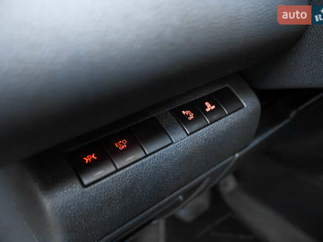 Сірий Пежо 5008, об'ємом двигуна 1.6 л та пробігом 243 тис. км за 9500 $, фото 26 на Automoto.ua