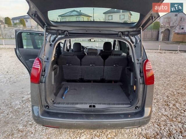 Серый Пежо 5008, объемом двигателя 1.56 л и пробегом 223 тыс. км за 8800 $, фото 11 на Automoto.ua