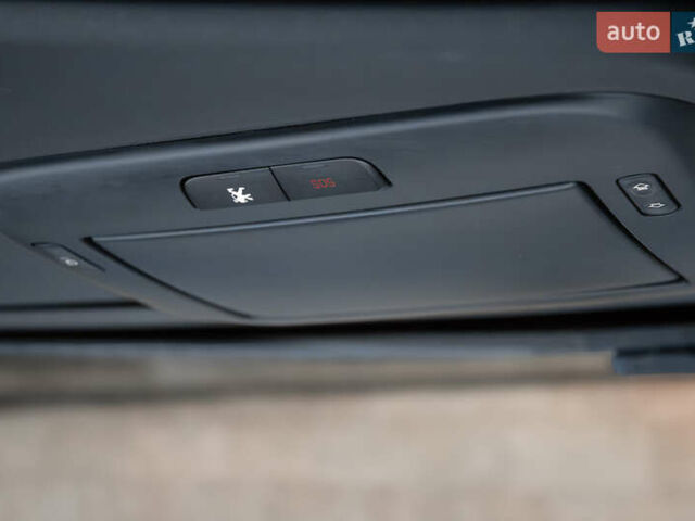 Сірий Пежо 5008, об'ємом двигуна 1.6 л та пробігом 243 тис. км за 9500 $, фото 21 на Automoto.ua