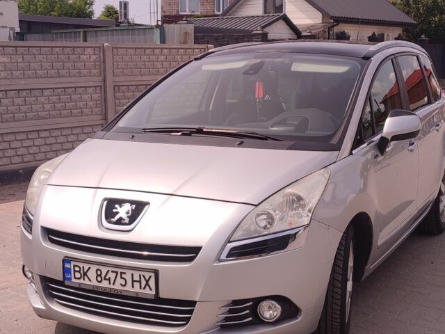 Сірий Пежо 5008, об'ємом двигуна 1.6 л та пробігом 320 тис. км за 8100 $, фото 23 на Automoto.ua