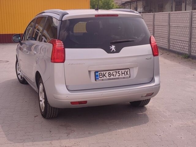 Сірий Пежо 5008, об'ємом двигуна 1.6 л та пробігом 320 тис. км за 8100 $, фото 21 на Automoto.ua