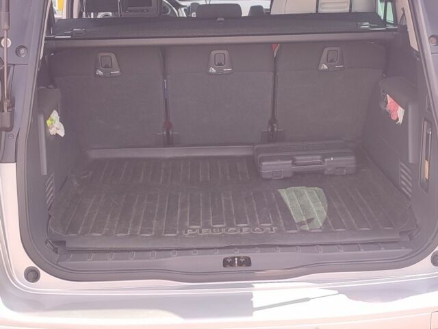 Сірий Пежо 5008, об'ємом двигуна 1.6 л та пробігом 320 тис. км за 8100 $, фото 16 на Automoto.ua