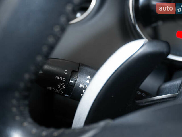 Сірий Пежо 5008, об'ємом двигуна 1.6 л та пробігом 243 тис. км за 9500 $, фото 28 на Automoto.ua