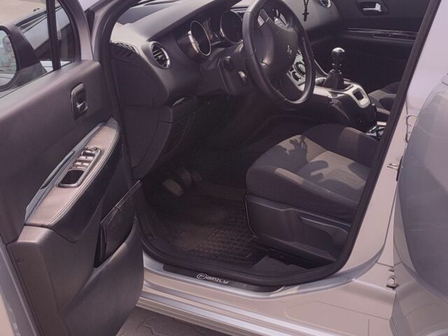 Сірий Пежо 5008, об'ємом двигуна 1.6 л та пробігом 320 тис. км за 8100 $, фото 18 на Automoto.ua