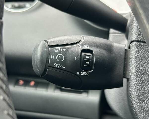 Серый Пежо 5008, объемом двигателя 1.6 л и пробегом 254 тыс. км за 7000 $, фото 28 на Automoto.ua