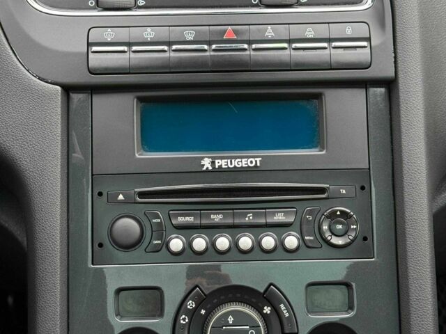 Сірий Пежо 5008, об'ємом двигуна 1.6 л та пробігом 268 тис. км за 7500 $, фото 11 на Automoto.ua