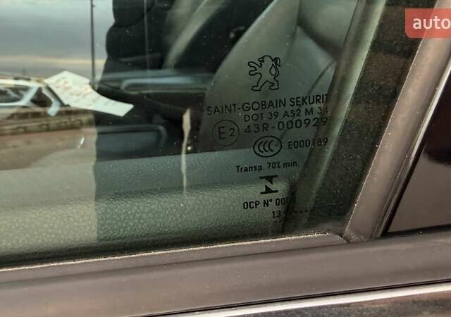 Серый Пежо 5008, объемом двигателя 2 л и пробегом 211 тыс. км за 10699 $, фото 16 на Automoto.ua