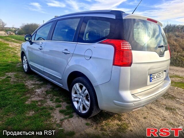 Серый Пежо 5008, объемом двигателя 16 л и пробегом 180 тыс. км за 7700 $, фото 7 на Automoto.ua