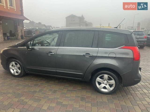 Серый Пежо 5008, объемом двигателя 1.6 л и пробегом 260 тыс. км за 10777 $, фото 2 на Automoto.ua