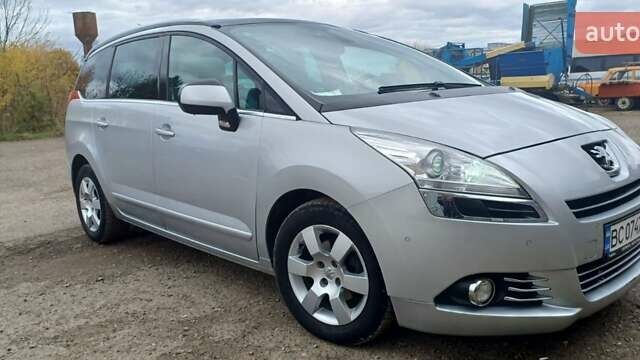 Серый Пежо 5008, объемом двигателя 1.6 л и пробегом 217 тыс. км за 9500 $, фото 9 на Automoto.ua