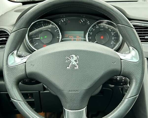 Серый Пежо 5008, объемом двигателя 1.6 л и пробегом 254 тыс. км за 7000 $, фото 16 на Automoto.ua