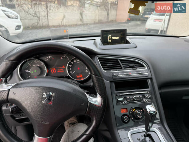 Серый Пежо 5008, объемом двигателя 2 л и пробегом 231 тыс. км за 9500 $, фото 15 на Automoto.ua