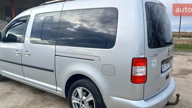 Серый Пежо 5008, объемом двигателя 1.6 л и пробегом 217 тыс. км за 9500 $, фото 13 на Automoto.ua