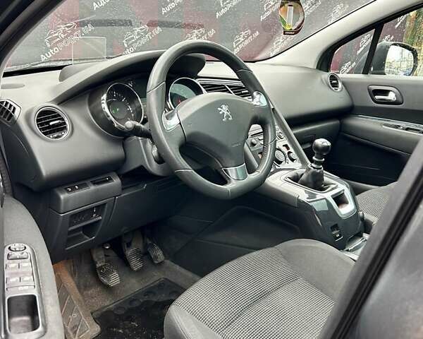 Серый Пежо 5008, объемом двигателя 1.6 л и пробегом 254 тыс. км за 7000 $, фото 24 на Automoto.ua