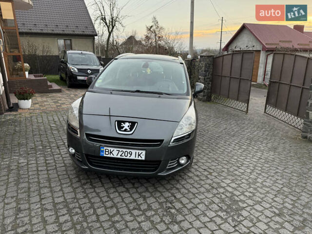 Серый Пежо 5008, объемом двигателя 2 л и пробегом 231 тыс. км за 9500 $, фото 12 на Automoto.ua