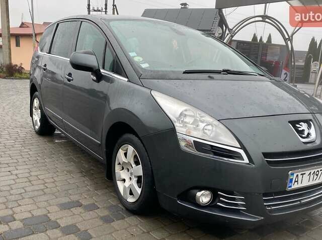 Серый Пежо 5008, объемом двигателя 1.6 л и пробегом 272 тыс. км за 7800 $, фото 5 на Automoto.ua