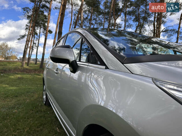 Сірий Пежо 5008, об'ємом двигуна 0 л та пробігом 264 тис. км за 9400 $, фото 24 на Automoto.ua