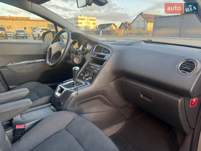 Сірий Пежо 5008, об'ємом двигуна 1.6 л та пробігом 269 тис. км за 7700 $, фото 30 на Automoto.ua