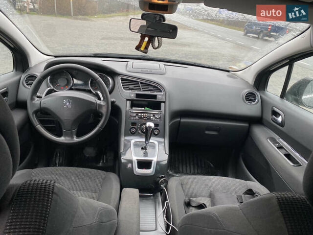 Серый Пежо 5008, объемом двигателя 1.6 л и пробегом 272 тыс. км за 7800 $, фото 11 на Automoto.ua