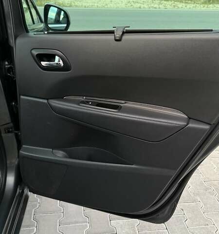 Серый Пежо 5008, объемом двигателя 2 л и пробегом 211 тыс. км за 10699 $, фото 25 на Automoto.ua