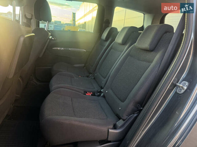 Сірий Пежо 5008, об'ємом двигуна 1.6 л та пробігом 269 тис. км за 7700 $, фото 22 на Automoto.ua