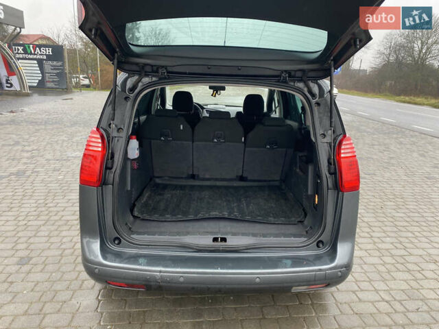 Серый Пежо 5008, объемом двигателя 1.6 л и пробегом 272 тыс. км за 7800 $, фото 9 на Automoto.ua