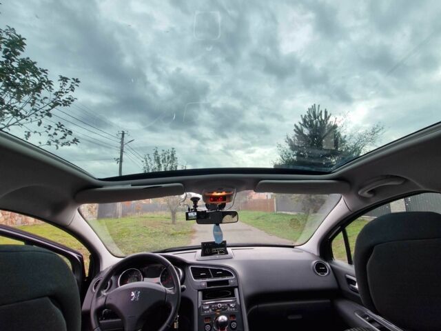 Сірий Пежо 5008, об'ємом двигуна 1.6 л та пробігом 192 тис. км за 9100 $, фото 12 на Automoto.ua