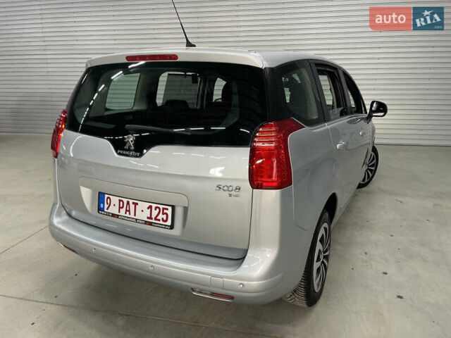 Сірий Пежо 5008, об'ємом двигуна 1.6 л та пробігом 237 тис. км за 10650 $, фото 17 на Automoto.ua