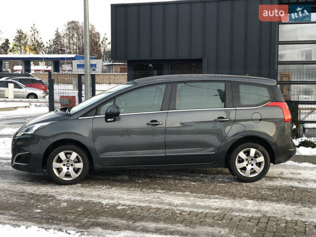 Сірий Пежо 5008, об'ємом двигуна 1.6 л та пробігом 185 тис. км за 10400 $, фото 22 на Automoto.ua