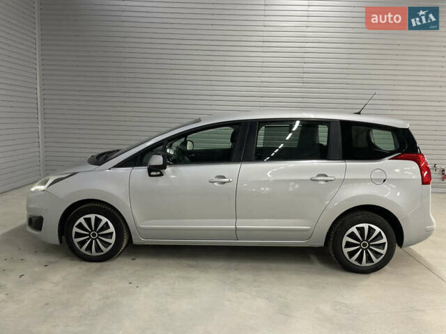 Серый Пежо 5008, объемом двигателя 1.6 л и пробегом 237 тыс. км за 10650 $, фото 43 на Automoto.ua