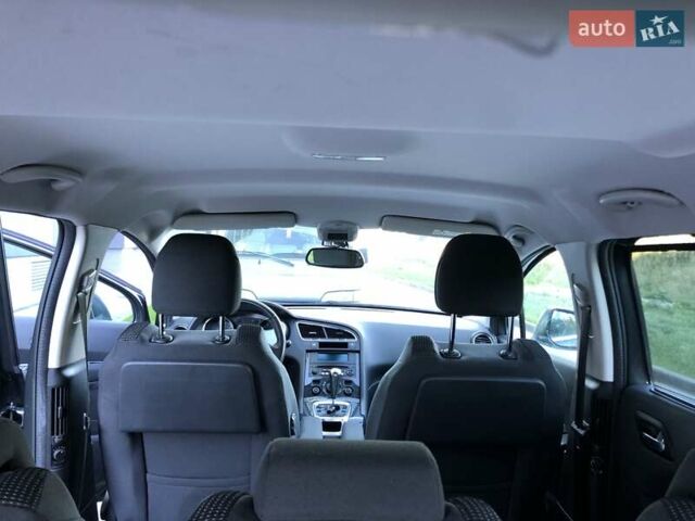 Сірий Пежо 5008, об'ємом двигуна 1.6 л та пробігом 185 тис. км за 10800 $, фото 35 на Automoto.ua