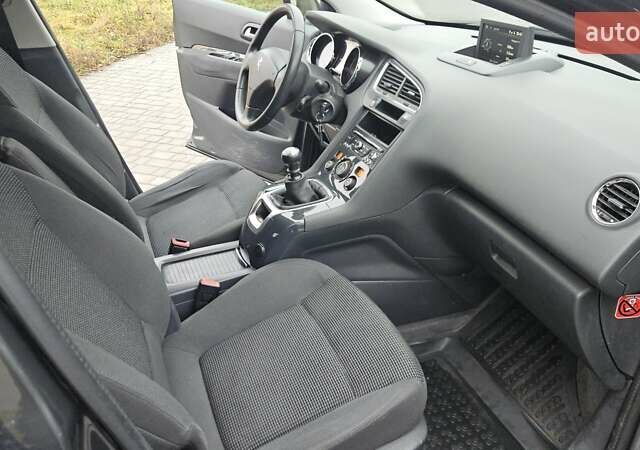 Сірий Пежо 5008, об'ємом двигуна 1.56 л та пробігом 263 тис. км за 10200 $, фото 20 на Automoto.ua