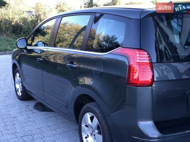 Сірий Пежо 5008, об'ємом двигуна 1.6 л та пробігом 185 тис. км за 10800 $, фото 13 на Automoto.ua