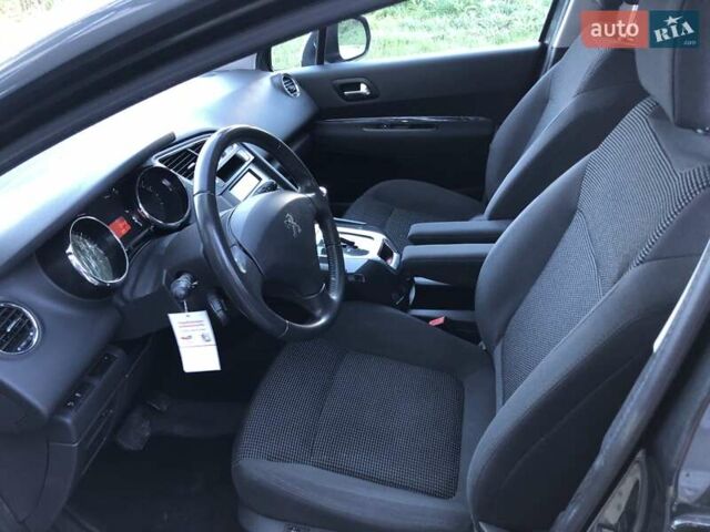 Сірий Пежо 5008, об'ємом двигуна 1.6 л та пробігом 185 тис. км за 10800 $, фото 32 на Automoto.ua