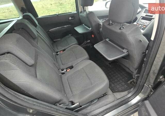 Сірий Пежо 5008, об'ємом двигуна 1.56 л та пробігом 263 тис. км за 10200 $, фото 22 на Automoto.ua