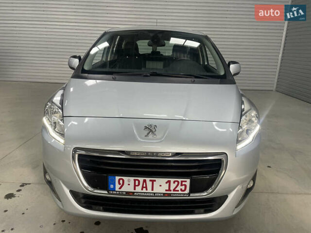 Серый Пежо 5008, объемом двигателя 1.6 л и пробегом 237 тыс. км за 10650 $, фото 7 на Automoto.ua