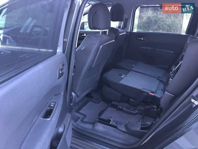 Сірий Пежо 5008, об'ємом двигуна 1.6 л та пробігом 185 тис. км за 10800 $, фото 29 на Automoto.ua