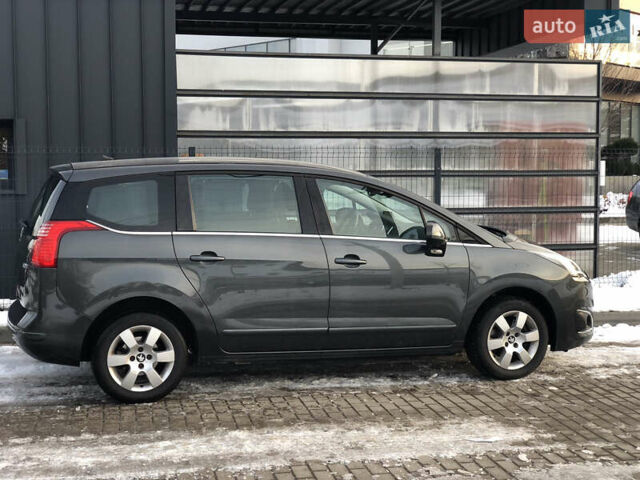 Сірий Пежо 5008, об'ємом двигуна 1.6 л та пробігом 185 тис. км за 10400 $, фото 6 на Automoto.ua