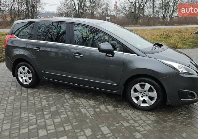 Сірий Пежо 5008, об'ємом двигуна 1.56 л та пробігом 263 тис. км за 10200 $, фото 5 на Automoto.ua