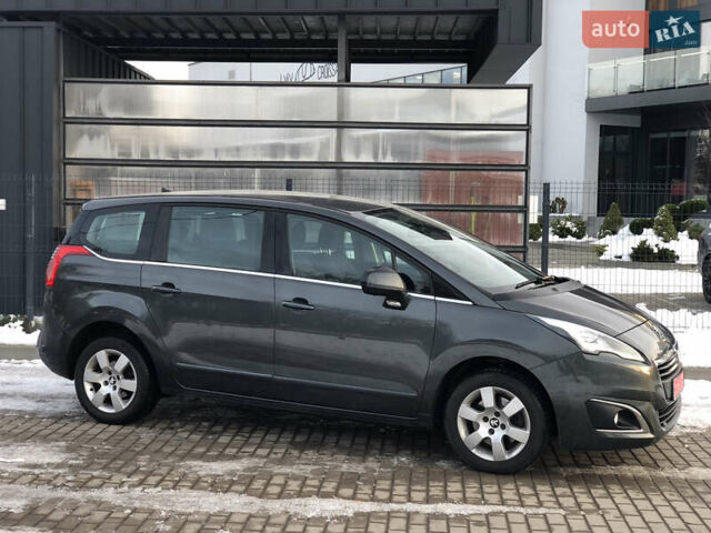Сірий Пежо 5008, об'ємом двигуна 1.6 л та пробігом 185 тис. км за 10400 $, фото 5 на Automoto.ua
