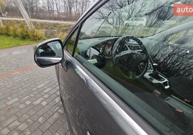 Сірий Пежо 5008, об'ємом двигуна 1.56 л та пробігом 263 тис. км за 10200 $, фото 11 на Automoto.ua