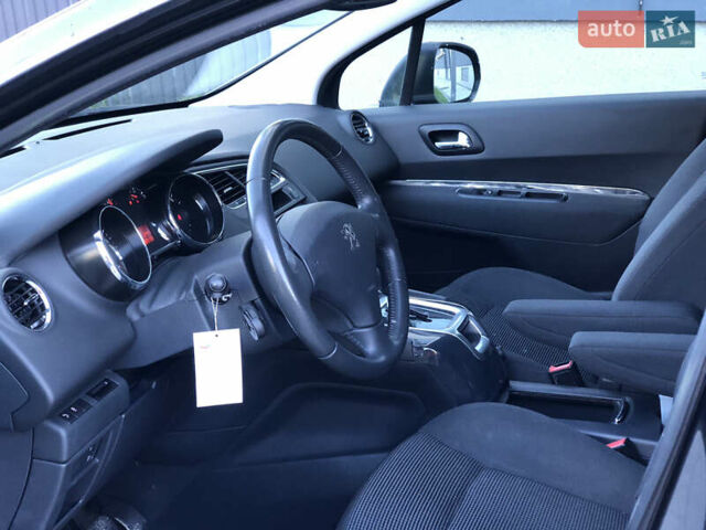 Сірий Пежо 5008, об'ємом двигуна 1.6 л та пробігом 185 тис. км за 10400 $, фото 29 на Automoto.ua