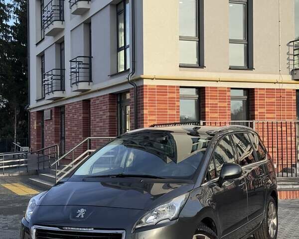 Серый Пежо 5008, объемом двигателя 1.56 л и пробегом 230 тыс. км за 9800 $, фото 4 на Automoto.ua