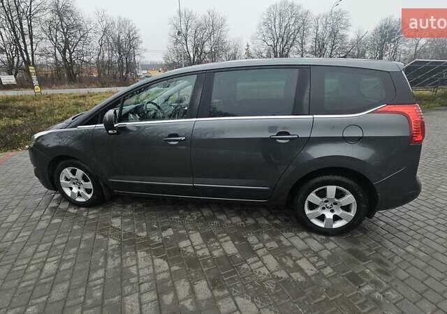 Сірий Пежо 5008, об'ємом двигуна 1.56 л та пробігом 263 тис. км за 10200 $, фото 3 на Automoto.ua